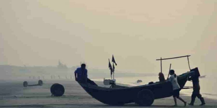 Cảm nhận nhân vật người đàn bà hàng chài ở tòa án huyện