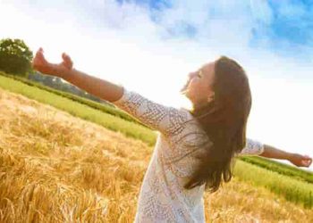 NLXH 200 chữ "Sự cần thiết của suy nghĩ tích cực trong cuộc sống"