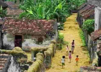 Phân tích hình ảnh quê hương trong bài thơ "Làng tôi" của Thuận Hữu